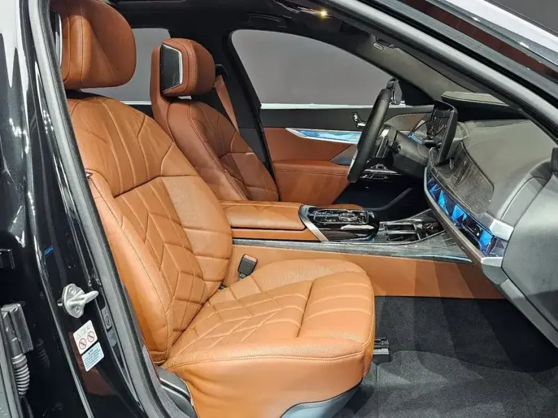 2024 BMW 7 серии с пробегом 25 959 км
