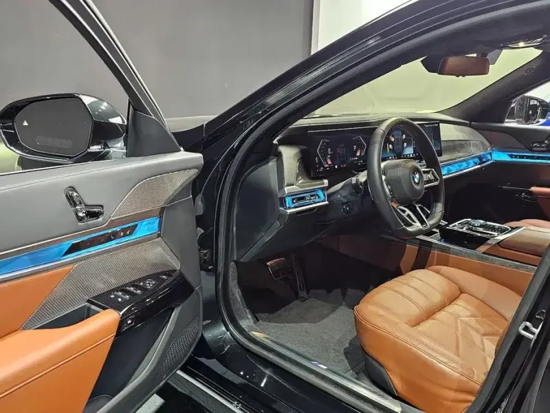 2024 BMW 7 серии с пробегом 25 959 км