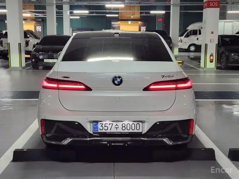 2025 BMW 7 серии с пробегом 18 000 км