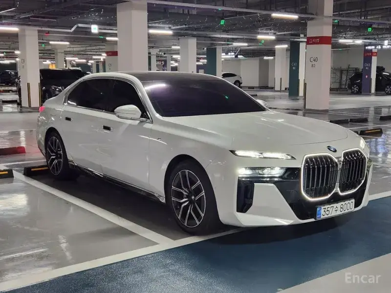 2025 BMW 7 серии с пробегом 18 000 км