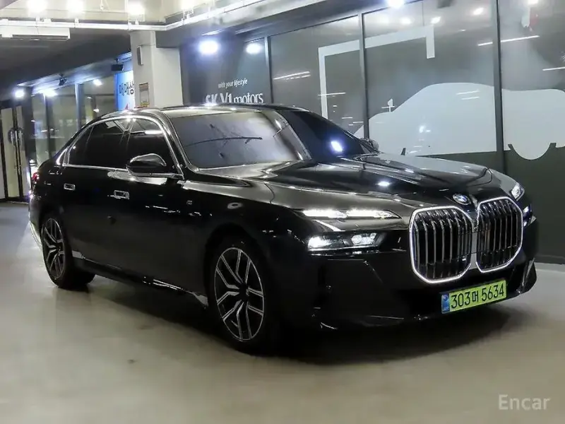 2025 BMW 7 серии с пробегом 18 198 км