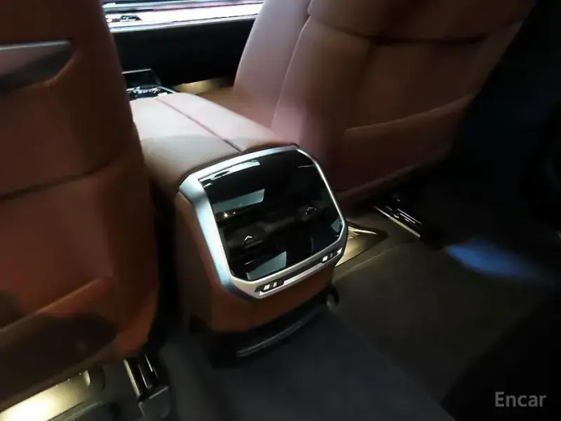 2025 BMW 7 серии с пробегом 18 198 км