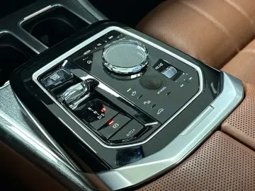 2024 BMW 7 серии с пробегом 15 349 км