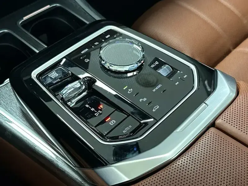 2024 BMW 7 серии с пробегом 15 349 км