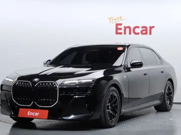 2023 BMW 7 серии с пробегом 39 427 км