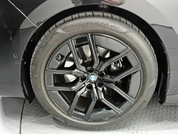 2023 BMW 7 серии с пробегом 39 427 км