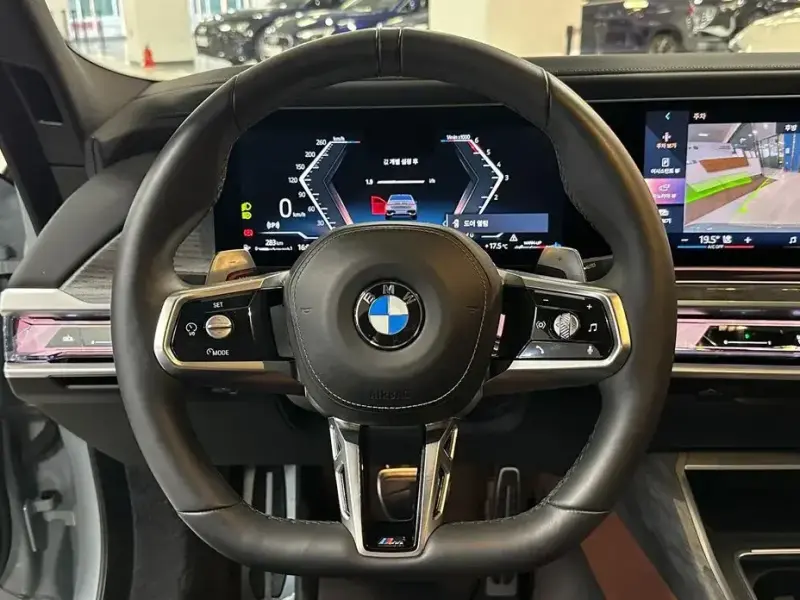2024 BMW 7 серии с пробегом 15 349 км
