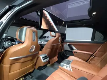 2023 BMW 7 серии с пробегом 21 736 км