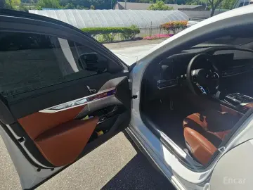 2025 BMW 7 серии с пробегом 17 000 км