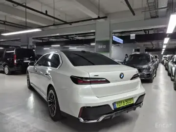 2024 BMW 7 серии с пробегом 22 995 км