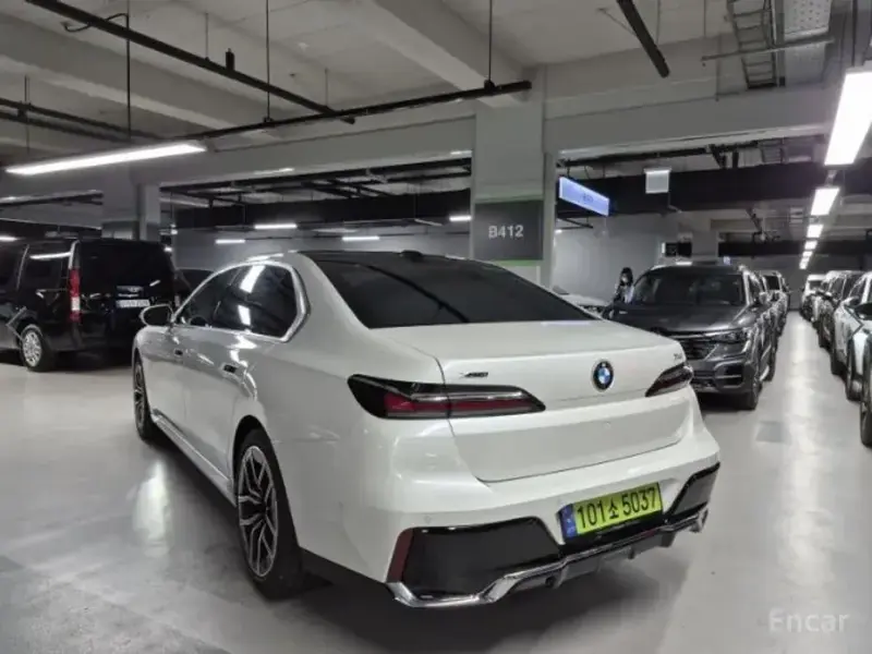 2024 BMW 7 серии с пробегом 22 995 км