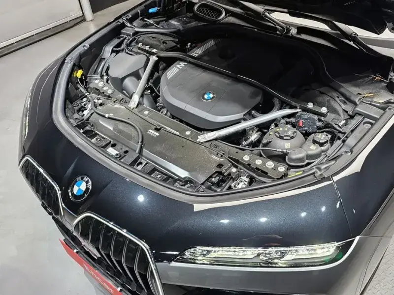 2025 BMW 7 серии с пробегом 16 241 км