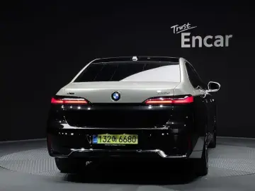 2025 BMW 7 серии с пробегом 5 871 км