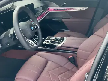2025 BMW 7 серии с пробегом 5 000 км