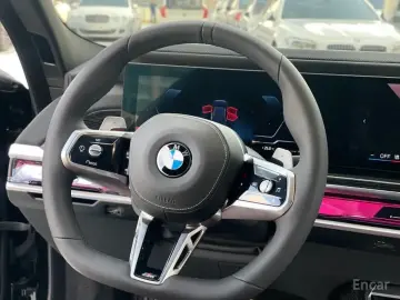 2025 BMW 7 серии с пробегом 5 000 км