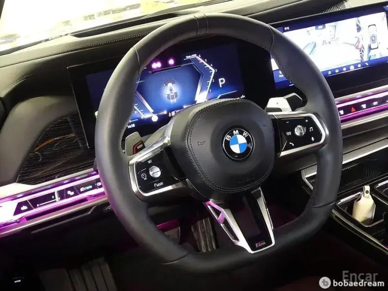 2025 BMW 7 серии с пробегом 13 000 км