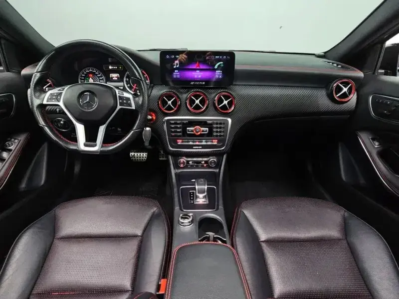 2015 Mercedes-Benz A-Класс с пробегом 91 605 км