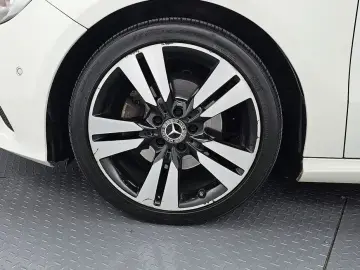 2018 Mercedes-Benz A-Класс с пробегом 119 336 км