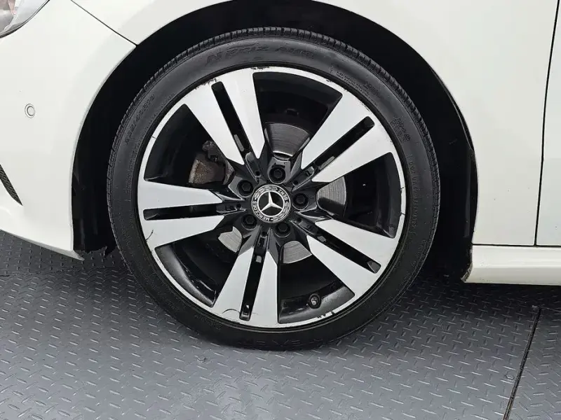 2018 Mercedes-Benz A-Класс с пробегом 119 336 км