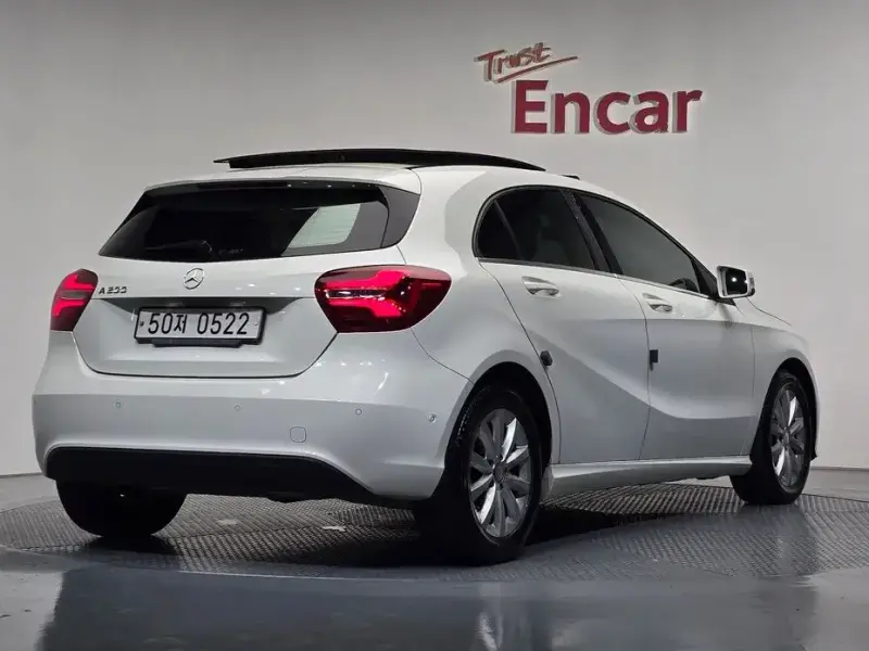 2016 Mercedes-Benz A-Класс с пробегом 56 107 км