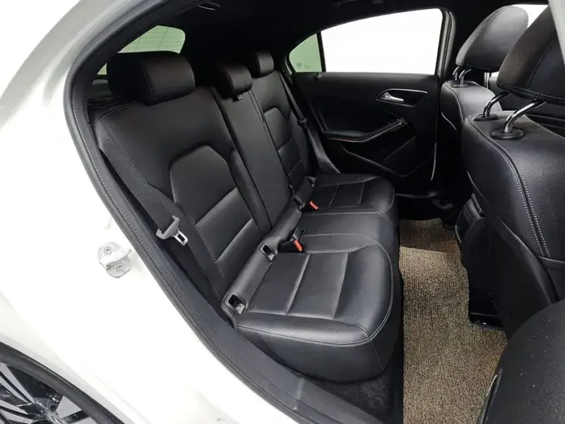 2018 Mercedes-Benz A-Класс с пробегом 119 336 км