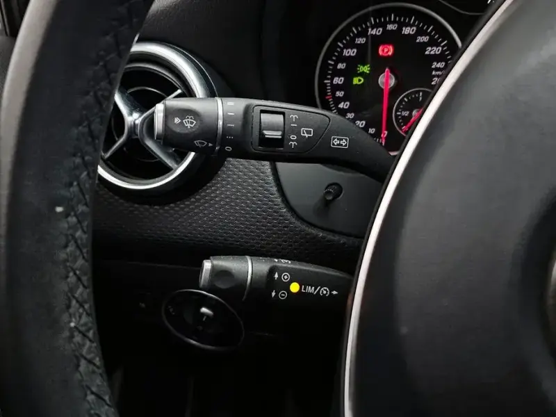 2018 Mercedes-Benz A-Класс с пробегом 119 336 км