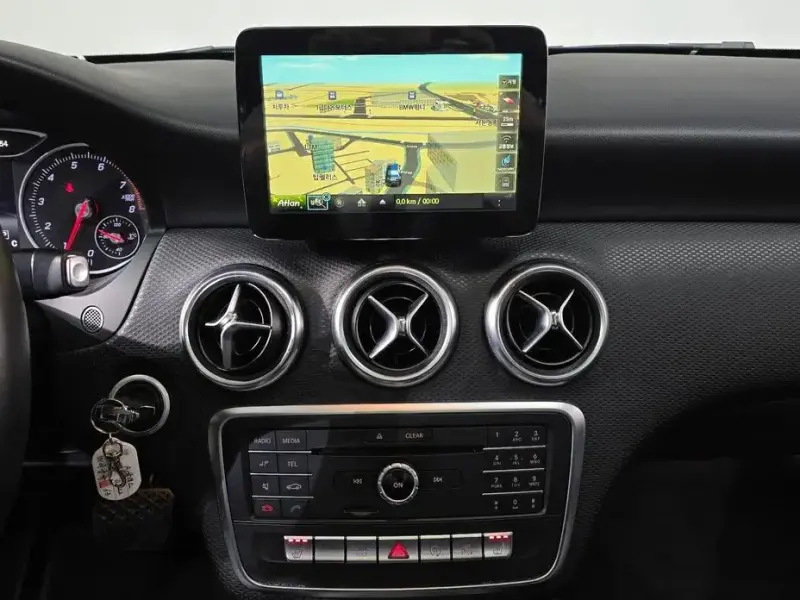 2016 Mercedes-Benz A-Класс с пробегом 56 107 км