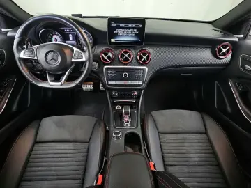 2018 Mercedes-Benz A-Класс с пробегом 107 324 км