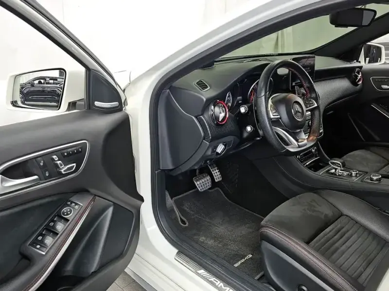 2018 Mercedes-Benz A-Класс с пробегом 107 324 км