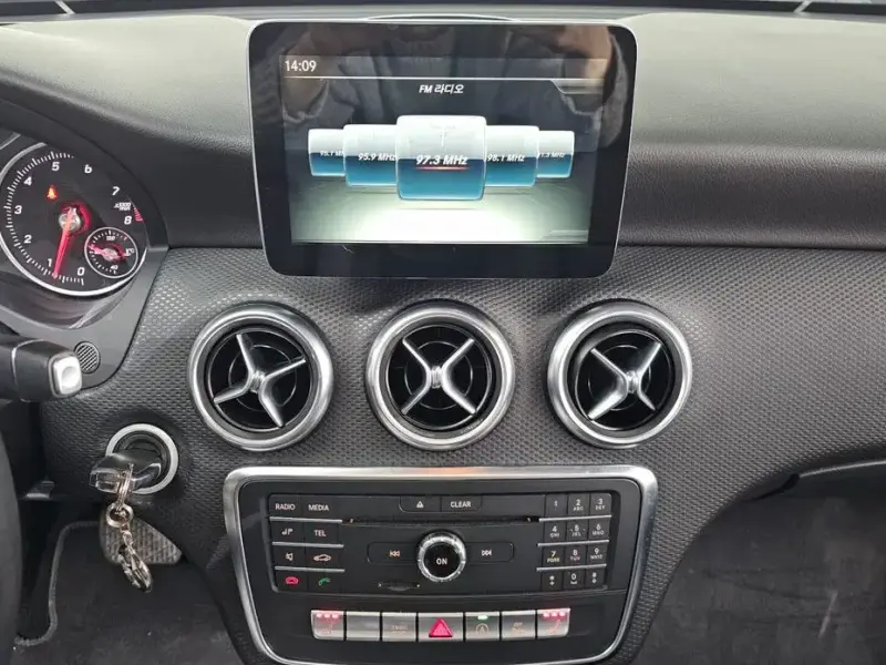 2016 Mercedes-Benz A-Класс с пробегом 56 443 км