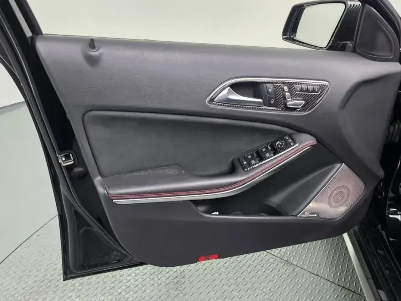 2016 Mercedes-Benz A-Класс с пробегом 122 527 км