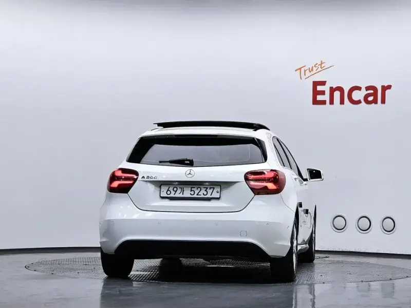 2016 Mercedes-Benz A-Класс с пробегом 92 966 км