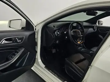 2016 Mercedes-Benz A-Класс с пробегом 92 966 км