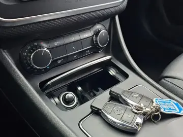 2016 Mercedes-Benz A-Класс с пробегом 49 073 км
