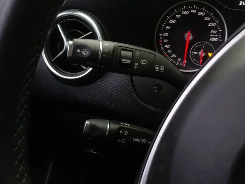 2016 Mercedes-Benz A-Класс с пробегом 71 166 км