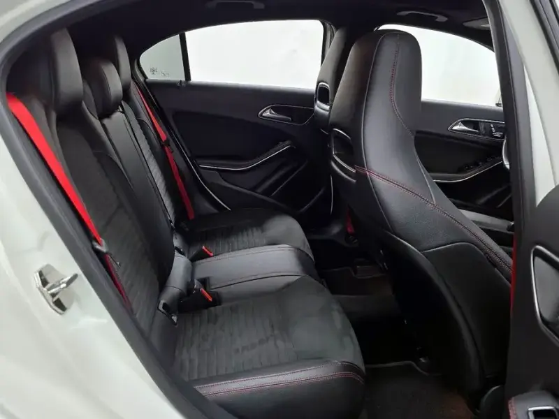 2018 Mercedes-Benz A-Класс с пробегом 114 438 км