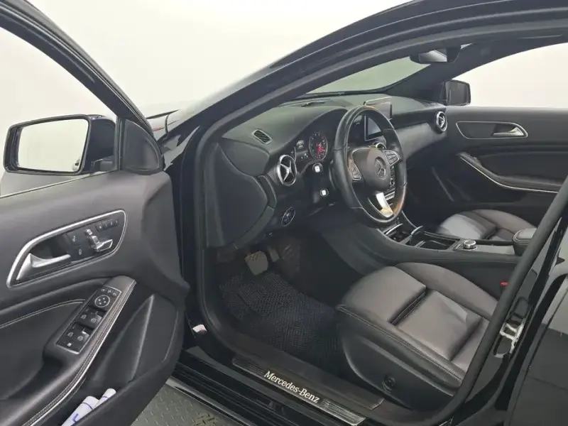 2016 Mercedes-Benz A-Класс с пробегом 130 770 км