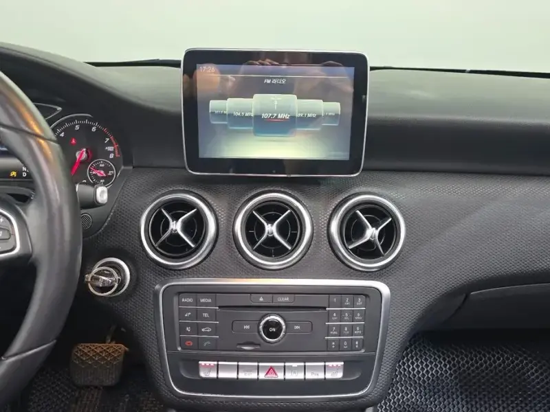2016 Mercedes-Benz A-Класс с пробегом 130 770 км