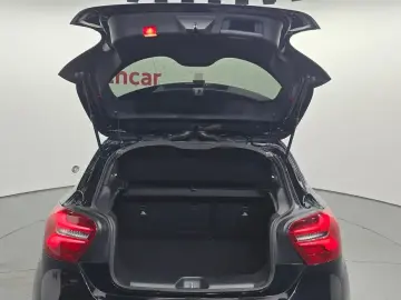 2016 Mercedes-Benz A-Класс с пробегом 130 770 км