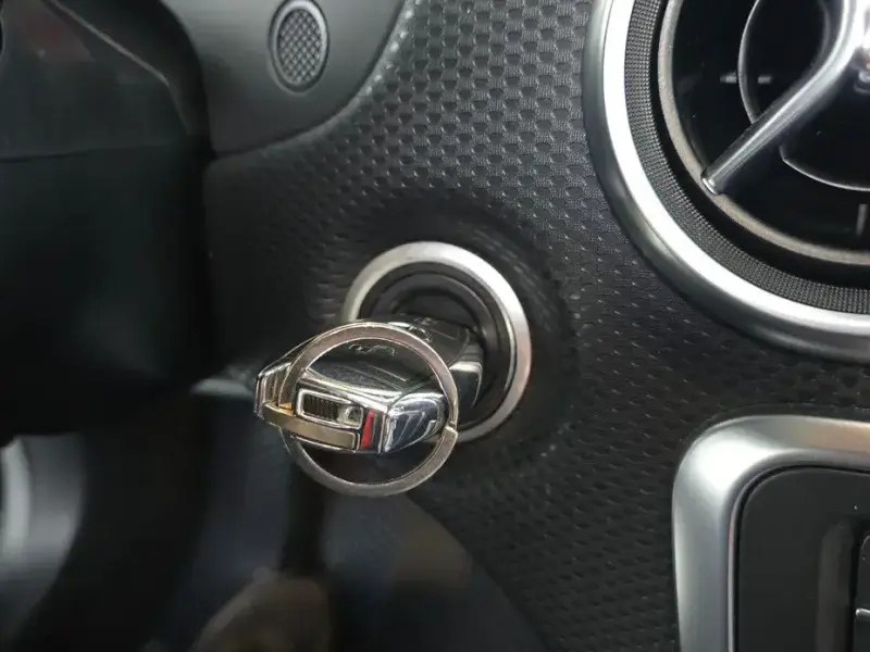 2016 Mercedes-Benz A-Класс с пробегом 130 770 км