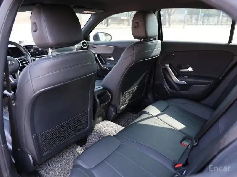 2021 Mercedes-Benz A-Класс с пробегом 16 100 км
