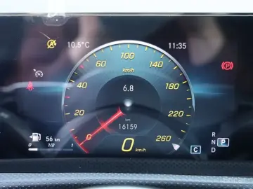 2021 Mercedes-Benz A-Класс с пробегом 16 100 км