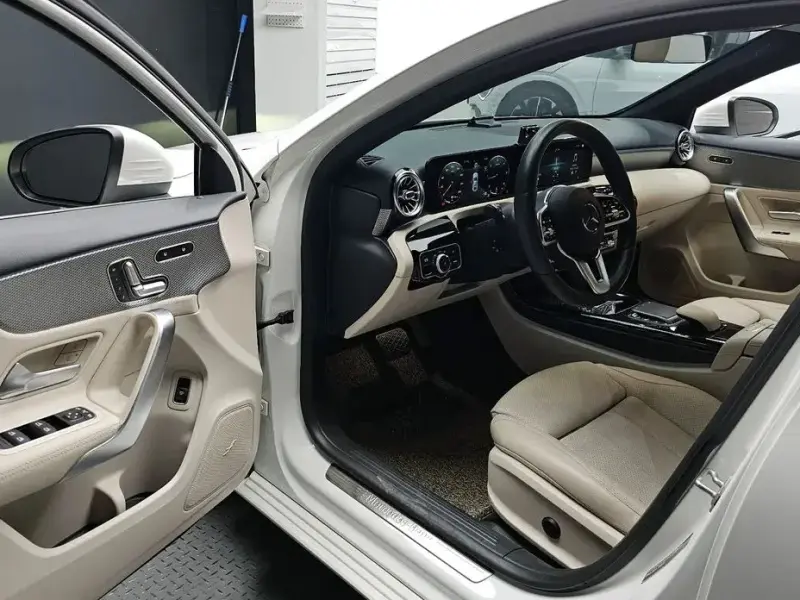 2020 Mercedes-Benz A-Класс с пробегом 108 140 км