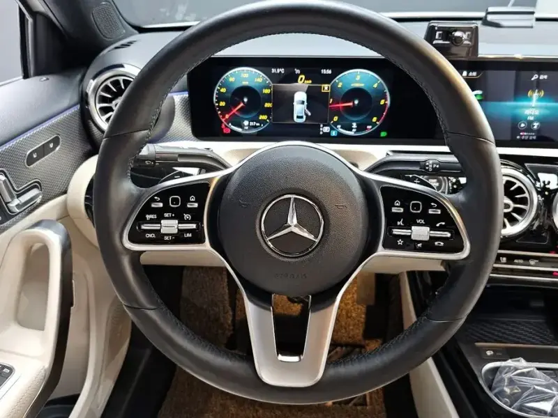 2020 Mercedes-Benz A-Класс с пробегом 108 140 км