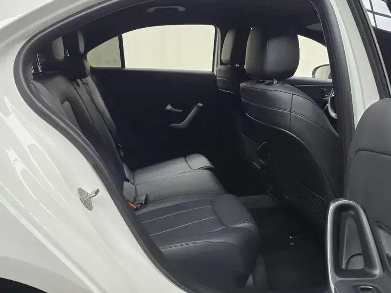 2021 Mercedes-Benz A-Класс с пробегом 83 829 км