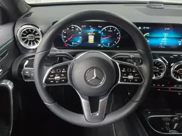 2021 Mercedes-Benz A-Класс с пробегом 83 829 км