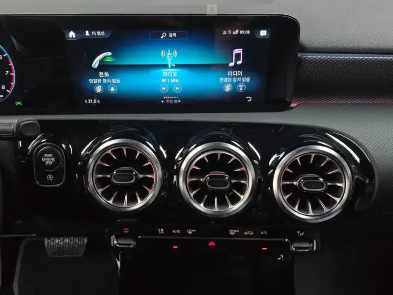 2021 Mercedes-Benz A-Класс с пробегом 83 829 км