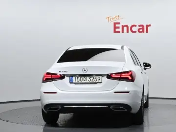 2021 Mercedes-Benz A-Класс с пробегом 21 716 км