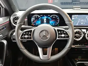 2021 Mercedes-Benz A-Класс с пробегом 21 716 км
