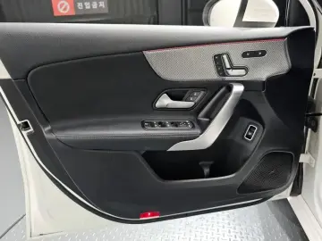 2021 Mercedes-Benz A-Класс с пробегом 21 716 км